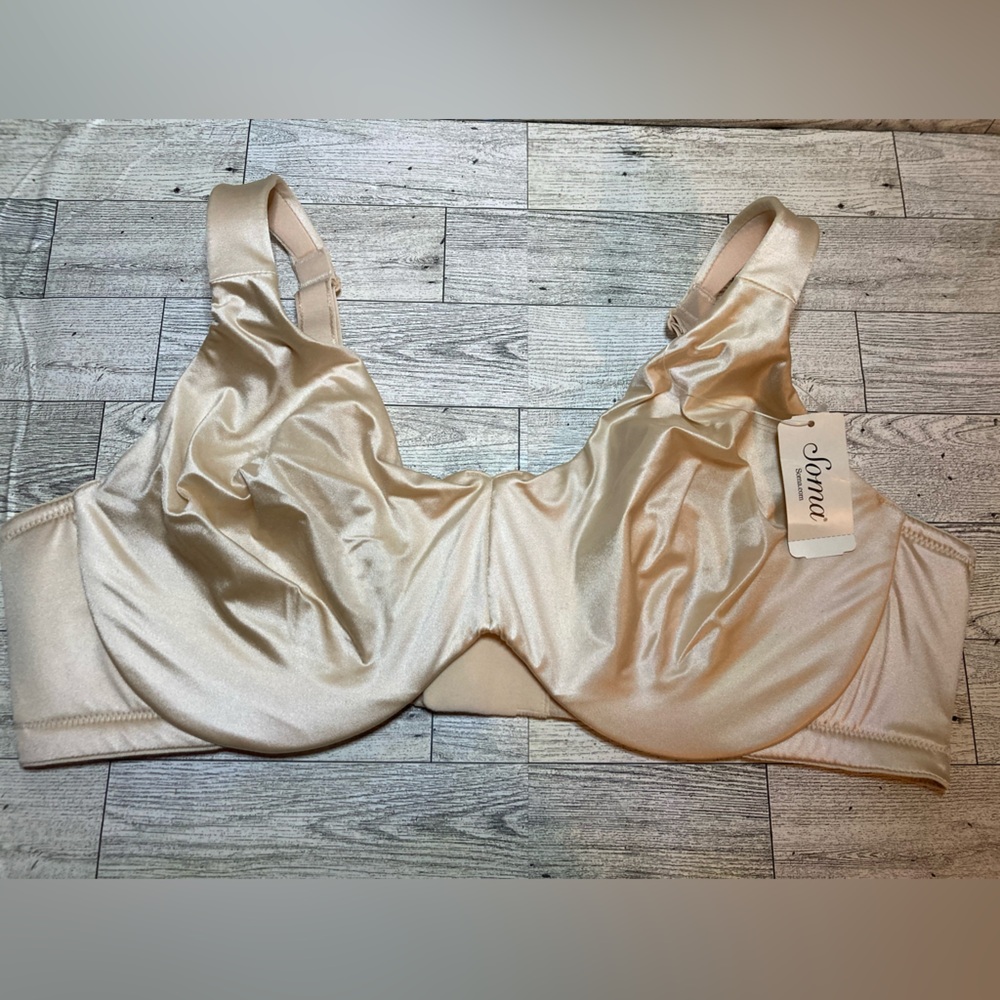 NEW SOMA Women's Tan Nude Sensuous Sides Minimizes Bra Size 42D 1 In Underwire